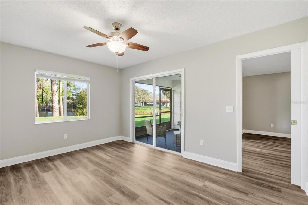 For Sale: $198,900 (2 beds, 2 baths, 1021 Square Feet)