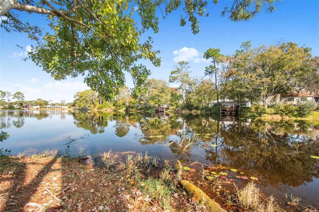 For Sale: $198,900 (2 beds, 2 baths, 1021 Square Feet)