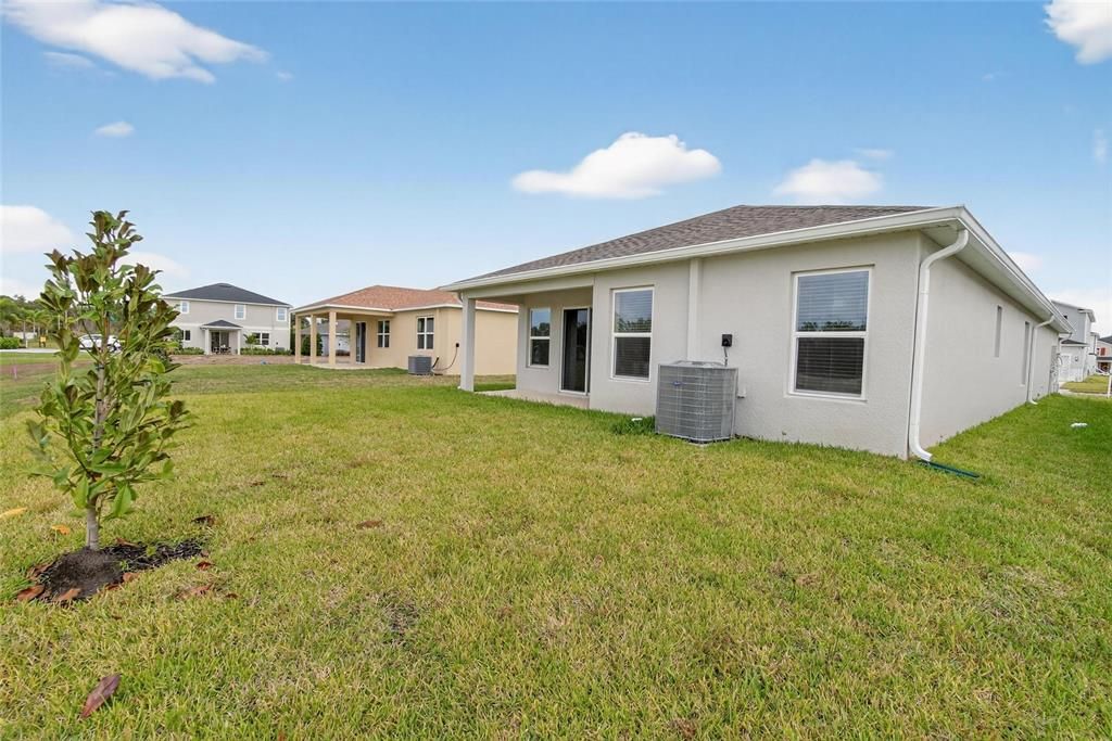 For Sale: $350,000 (3 beds, 2 baths, 1363 Square Feet)