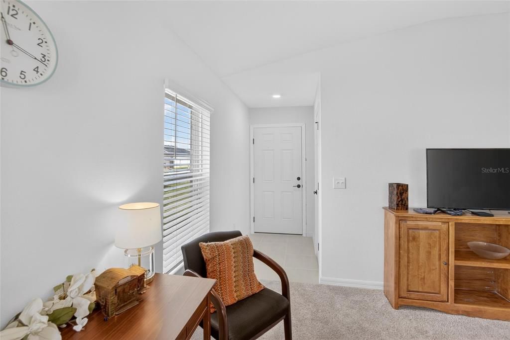 For Sale: $350,000 (3 beds, 2 baths, 1363 Square Feet)