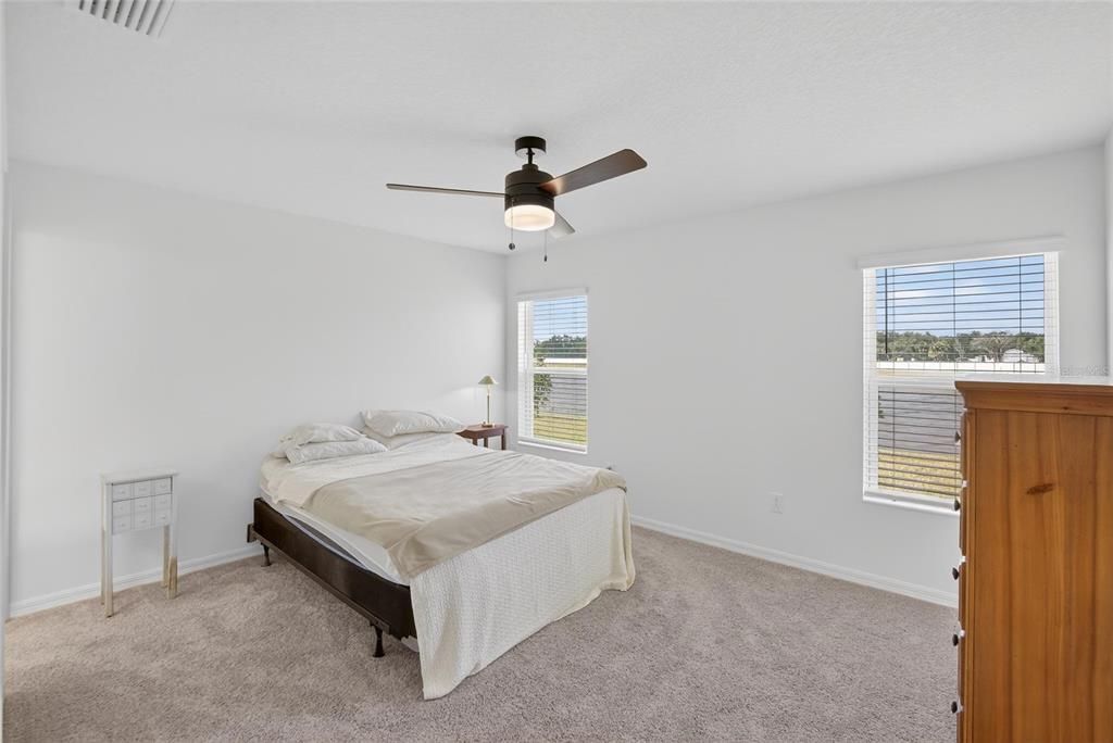 For Sale: $350,000 (3 beds, 2 baths, 1363 Square Feet)