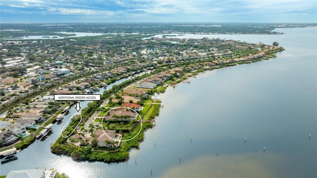 待售: $900,000 (0.36 acres)