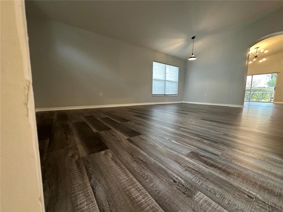 В аренду: $3,000 (3 спален, 2 ванн, 1720 Квадратных фут)