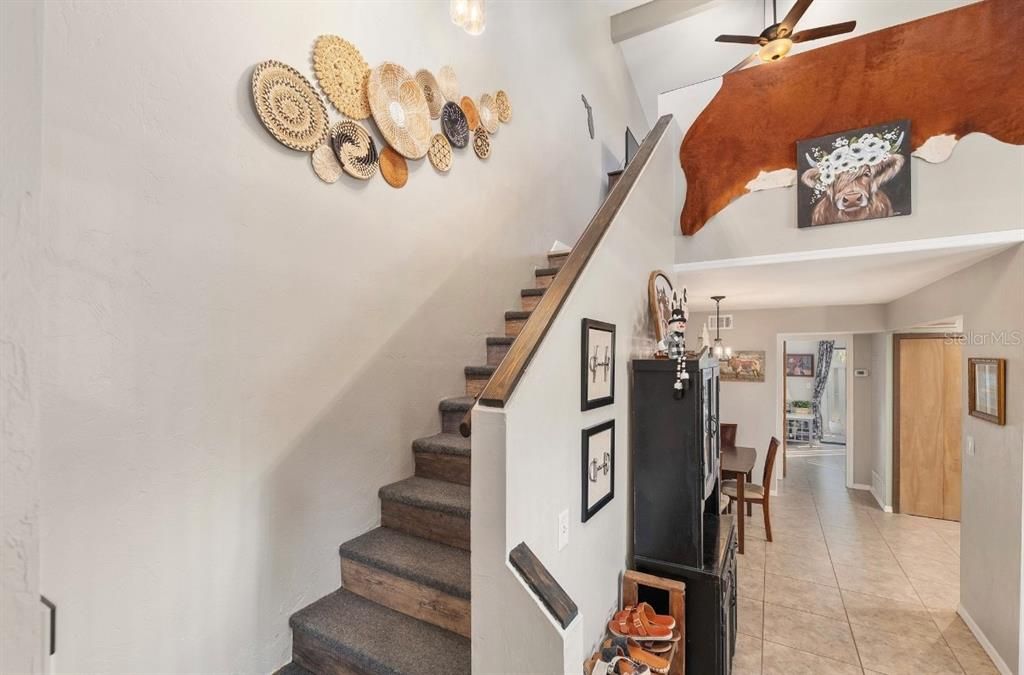 На продажу: $195,000 (2 спален, 2 ванн, 1000 Квадратных фут)