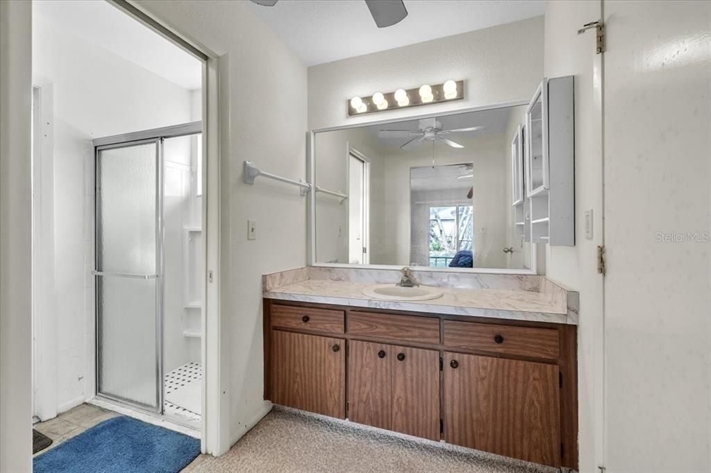 На продажу: $290,000 (4 спален, 3 ванн, 1920 Квадратных фут)