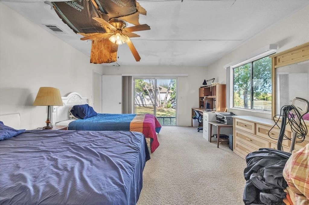 На продажу: $290,000 (4 спален, 3 ванн, 1920 Квадратных фут)