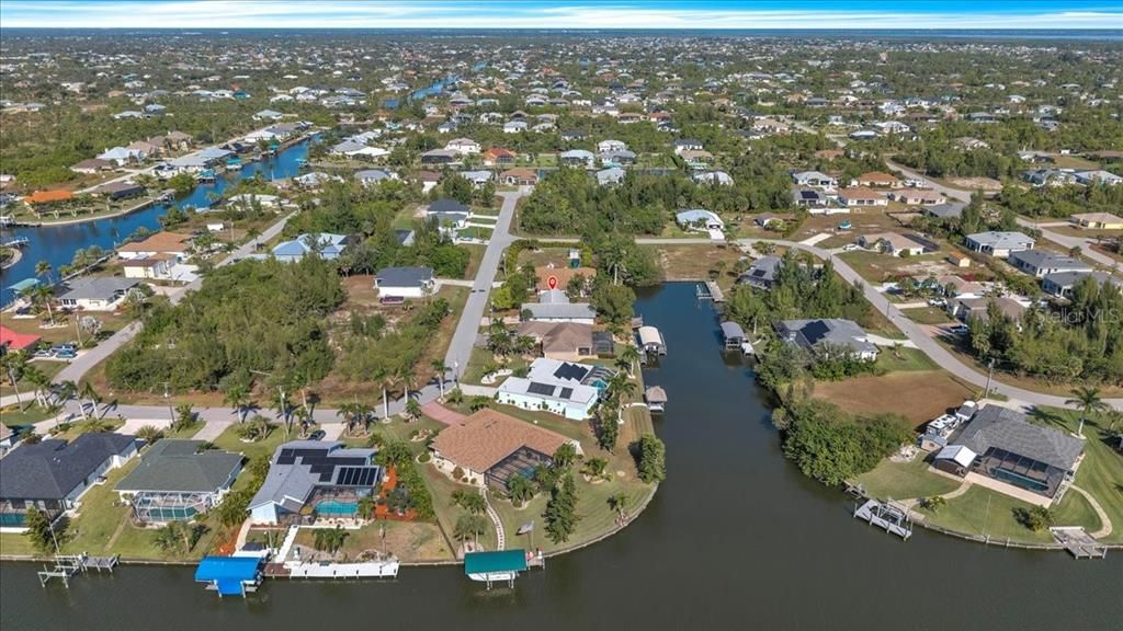 На продажу: $290,000 (4 спален, 3 ванн, 1920 Квадратных фут)