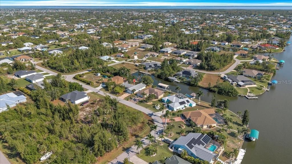 На продажу: $290,000 (4 спален, 3 ванн, 1920 Квадратных фут)