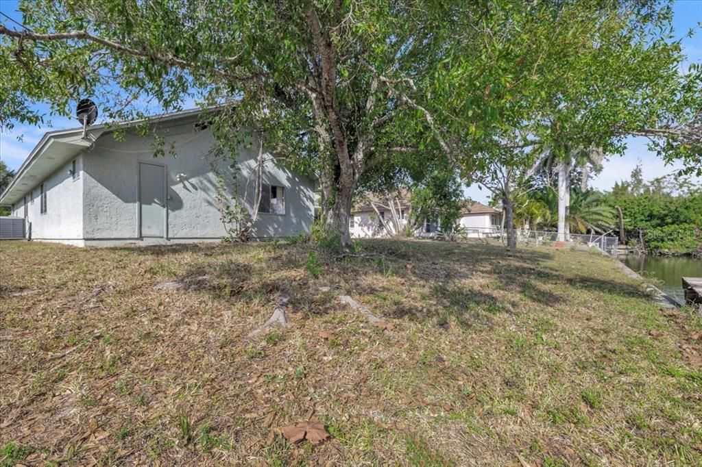 На продажу: $290,000 (4 спален, 3 ванн, 1920 Квадратных фут)