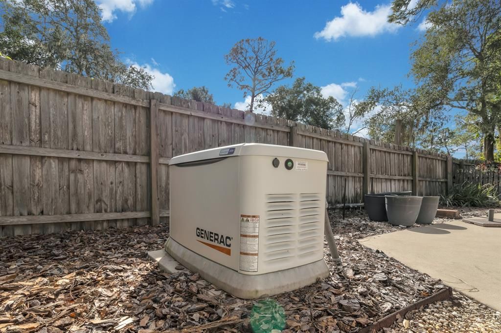 En Venta: $725,000 (4 camas, 3 baños, 2423 Pies cuadrados)