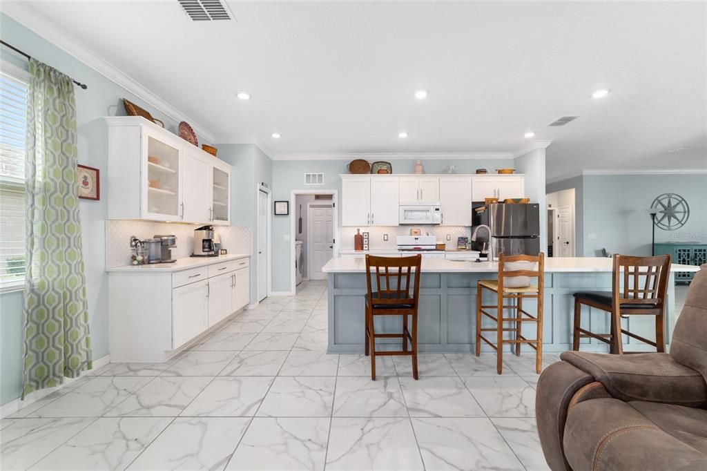 待售: $314,900 (2 贝兹, 2 浴室, 1737 平方英尺)