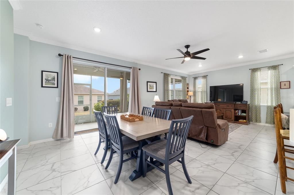 待售: $314,900 (2 贝兹, 2 浴室, 1737 平方英尺)