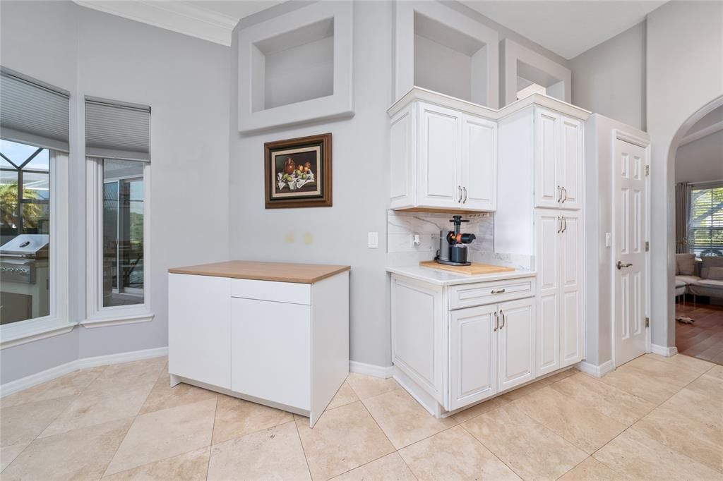 На продажу: $751,000 (4 спален, 3 ванн, 2458 Квадратных фут)