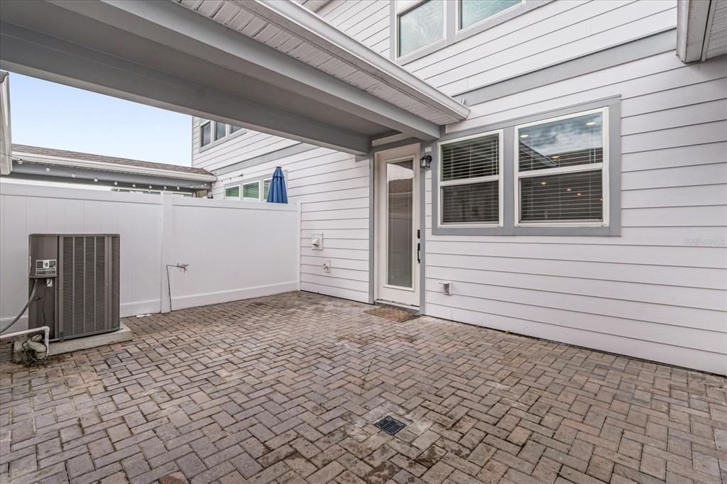 В аренду: $2,300 (3 спален, 2 ванн, 1620 Квадратных фут)