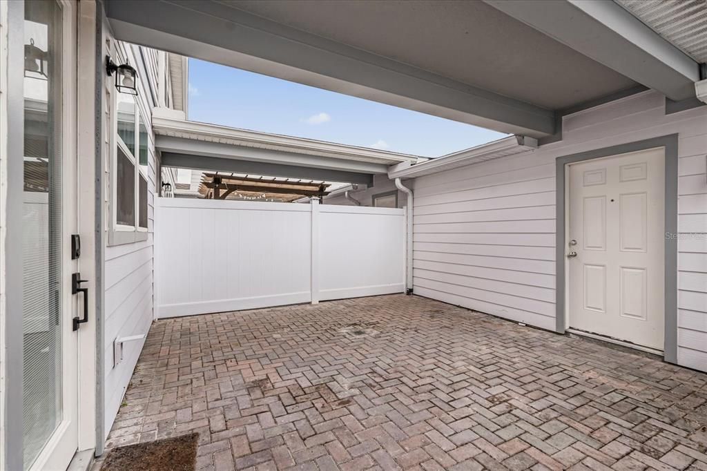 В аренду: $2,300 (3 спален, 2 ванн, 1620 Квадратных фут)