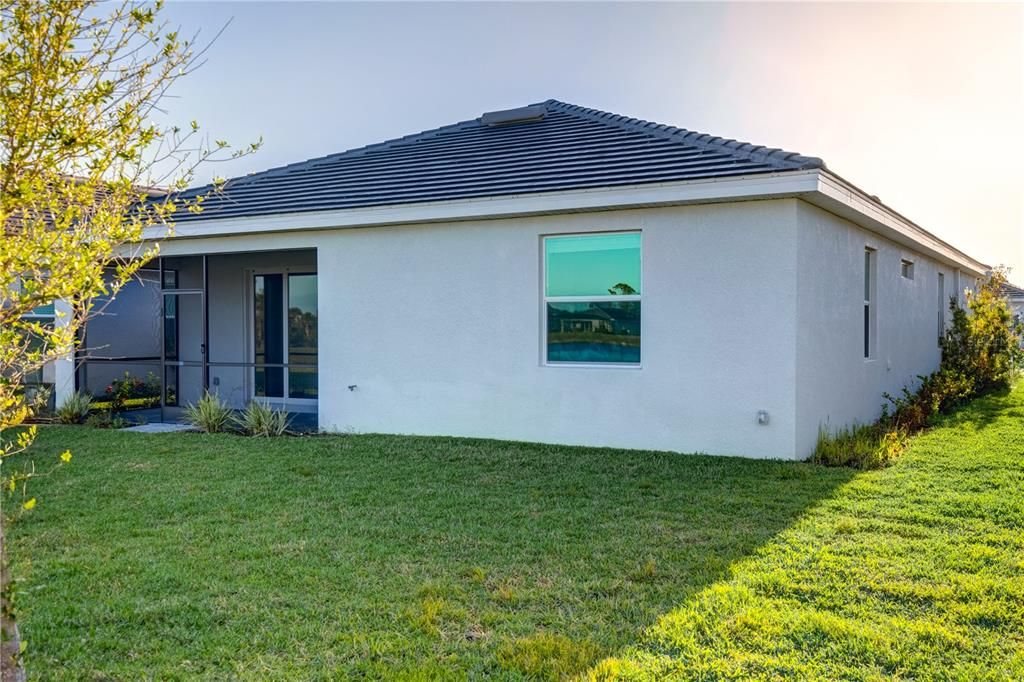 For Rent: $3,000 (3 beds, 3 baths, 2214 Square Feet)