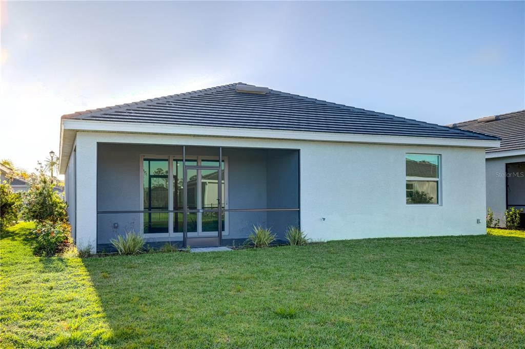 For Rent: $3,000 (3 beds, 3 baths, 2214 Square Feet)