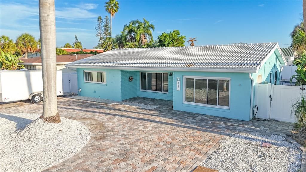 На продажу: $499,990 (4 спален, 3 ванн, 1560 Квадратных фут)