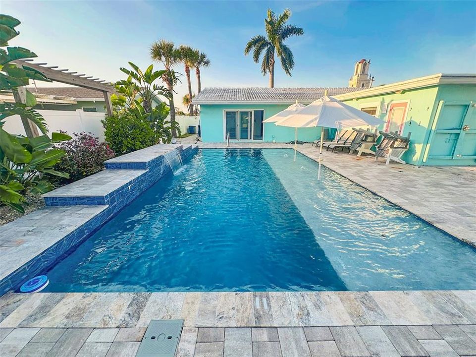 На продажу: $499,990 (4 спален, 3 ванн, 1560 Квадратных фут)