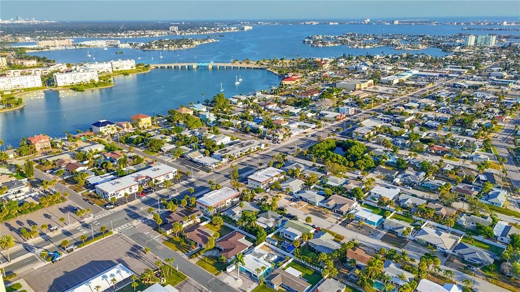 На продажу: $499,990 (4 спален, 3 ванн, 1560 Квадратных фут)