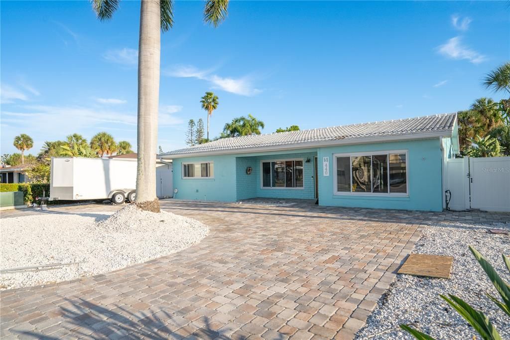 На продажу: $499,990 (4 спален, 3 ванн, 1560 Квадратных фут)