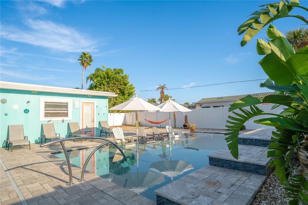 На продажу: $499,990 (4 спален, 3 ванн, 1560 Квадратных фут)