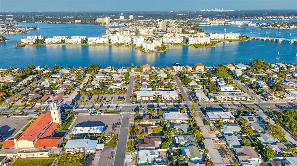 На продажу: $499,990 (4 спален, 3 ванн, 1560 Квадратных фут)