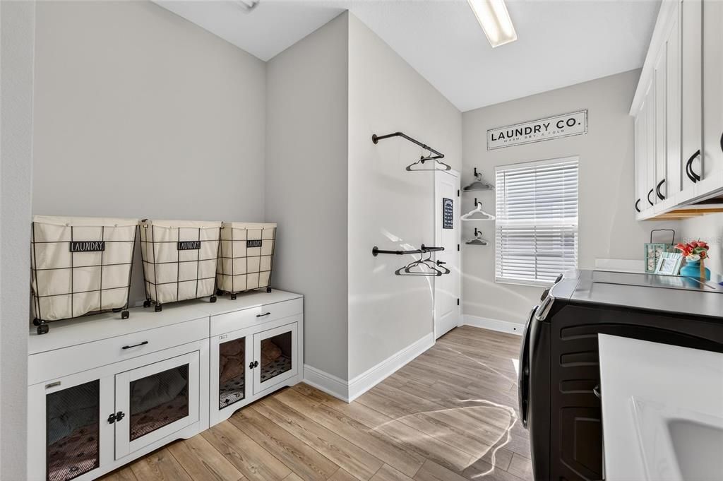 For Sale: $1,420,000 (5 beds, 4 baths, 4675 Square Feet)