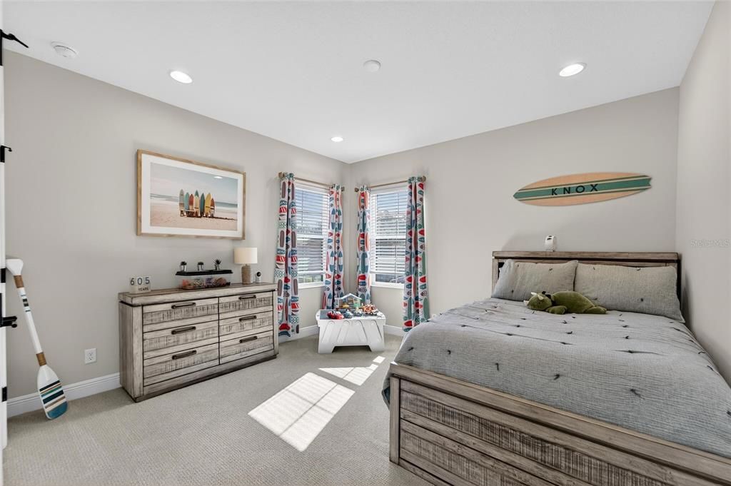 For Sale: $1,420,000 (5 beds, 4 baths, 4675 Square Feet)