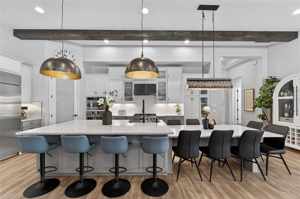 For Sale: $1,420,000 (5 beds, 4 baths, 4675 Square Feet)