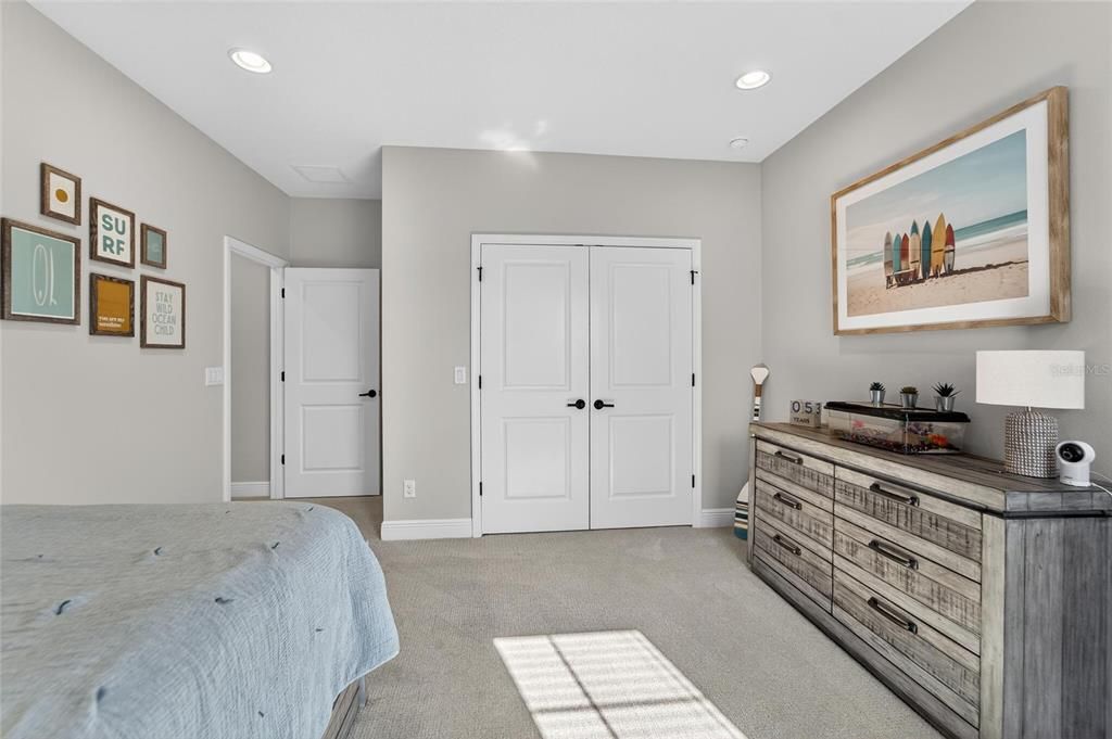 For Sale: $1,420,000 (5 beds, 4 baths, 4675 Square Feet)