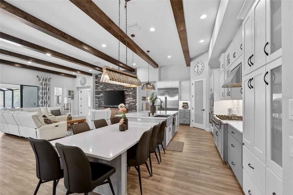 For Sale: $1,420,000 (5 beds, 4 baths, 4675 Square Feet)