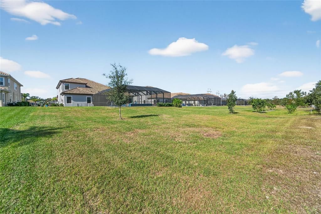 For Sale: $1,420,000 (5 beds, 4 baths, 4675 Square Feet)