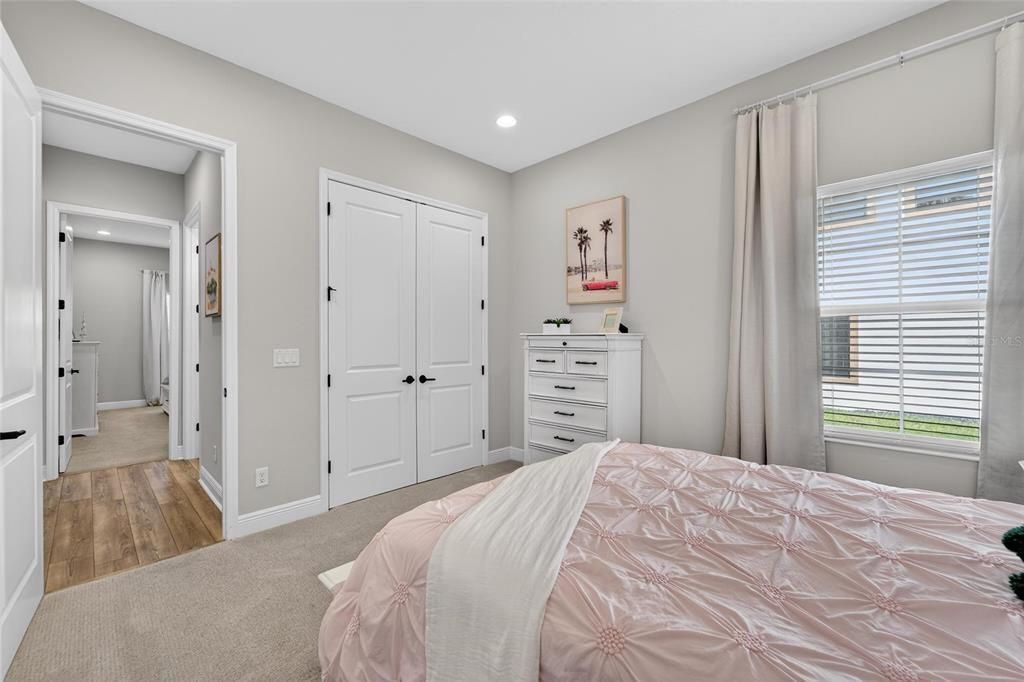 For Sale: $1,420,000 (5 beds, 4 baths, 4675 Square Feet)