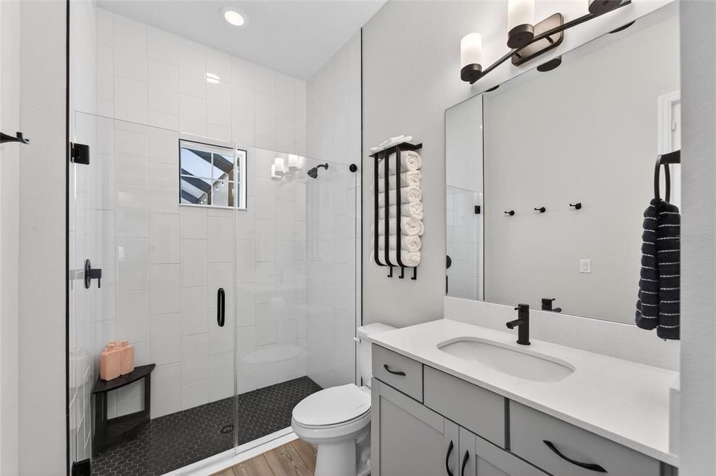 For Sale: $1,420,000 (5 beds, 4 baths, 4675 Square Feet)