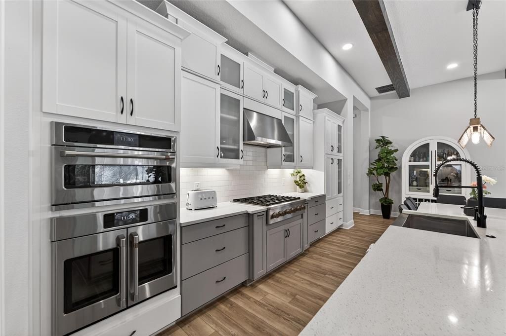 For Sale: $1,420,000 (5 beds, 4 baths, 4675 Square Feet)