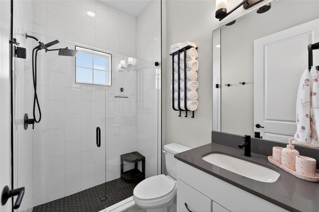 For Sale: $1,420,000 (5 beds, 4 baths, 4675 Square Feet)