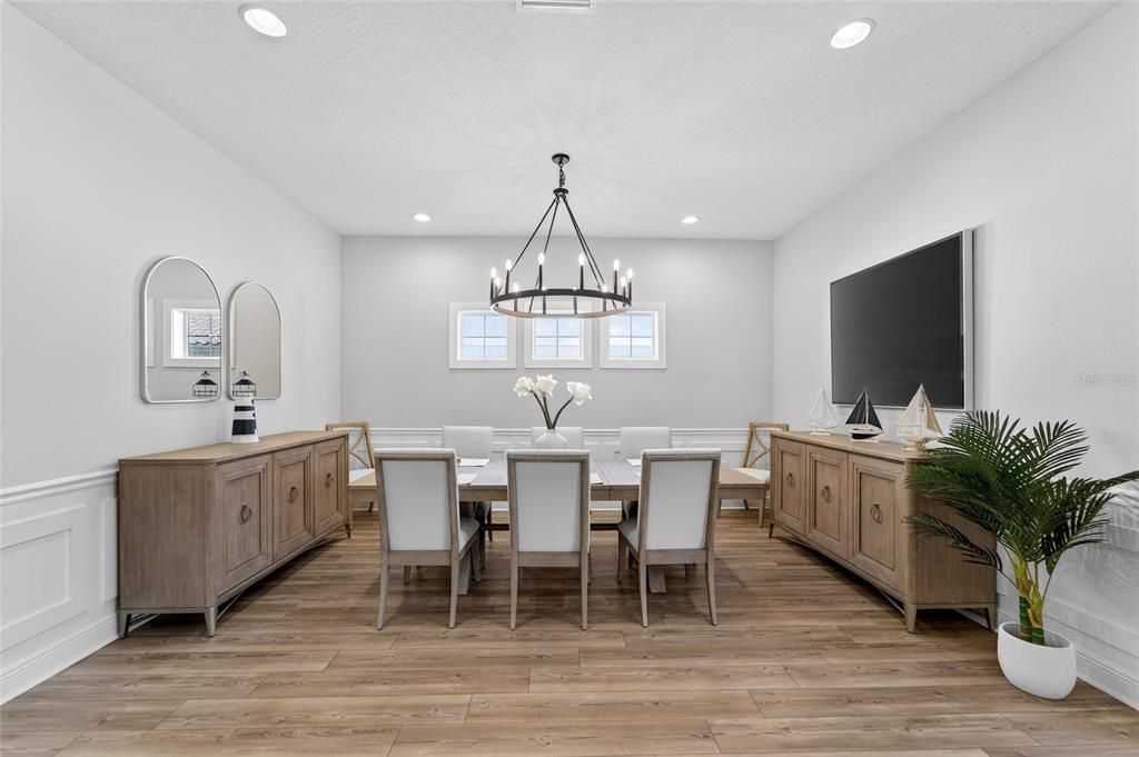 For Sale: $1,420,000 (5 beds, 4 baths, 4675 Square Feet)