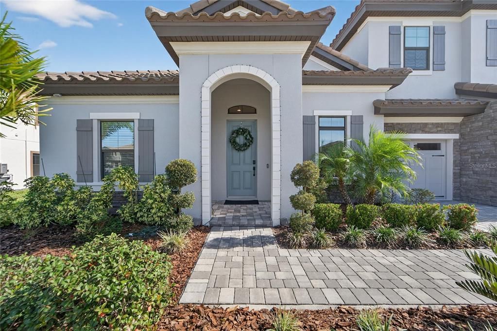 For Sale: $1,420,000 (5 beds, 4 baths, 4675 Square Feet)