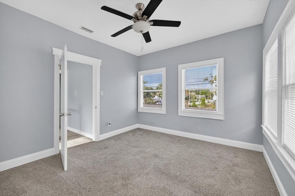 For Rent: $3,900 (3 beds, 2 baths, 2032 Square Feet)