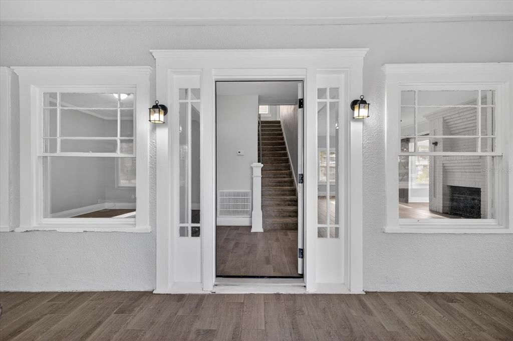 For Rent: $3,900 (3 beds, 2 baths, 2032 Square Feet)