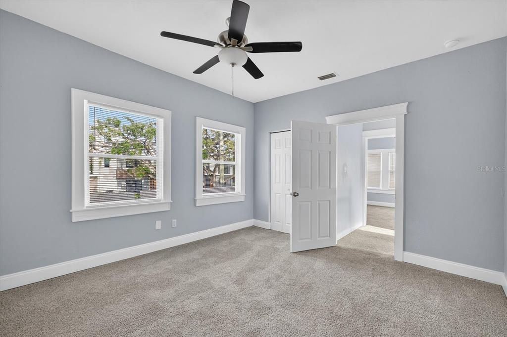 For Rent: $3,900 (3 beds, 2 baths, 2032 Square Feet)