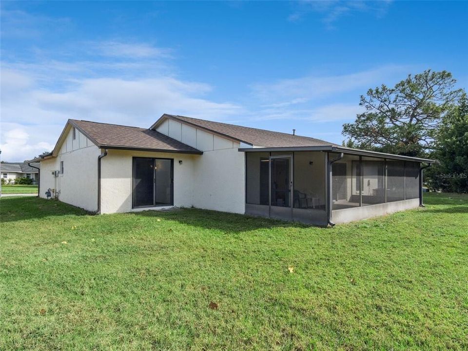 For Sale: $370,000 (3 beds, 2 baths, 1873 Square Feet)