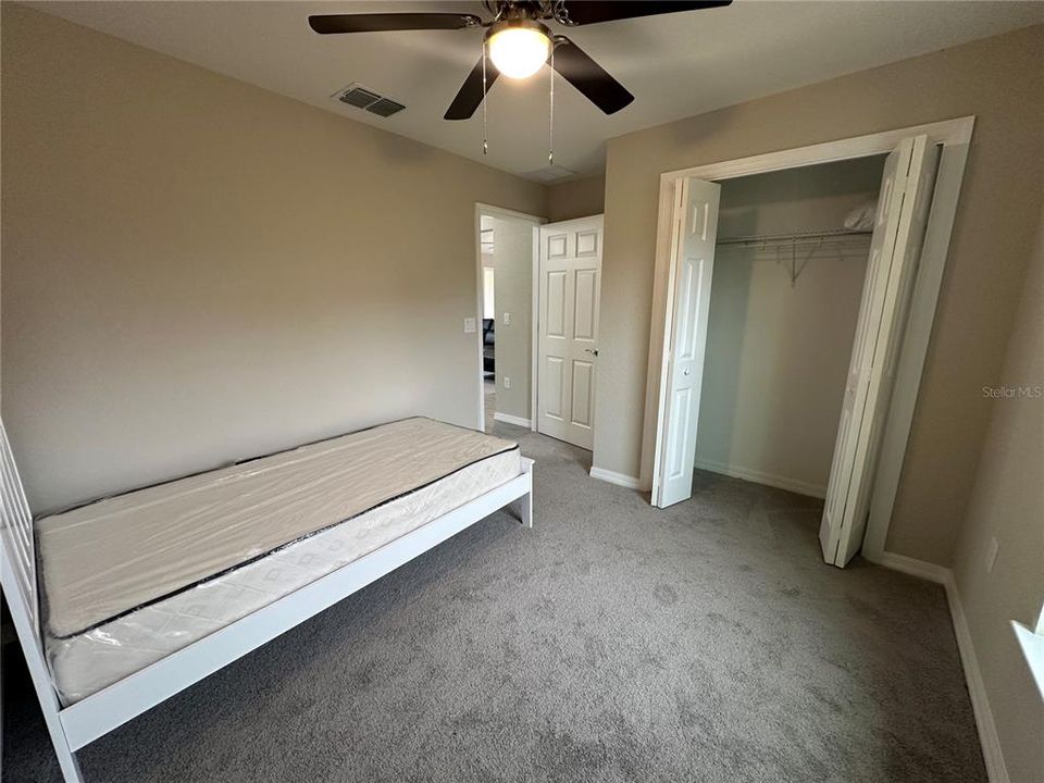 For Sale: $225,000 (3 beds, 2 baths, 1084 Square Feet)