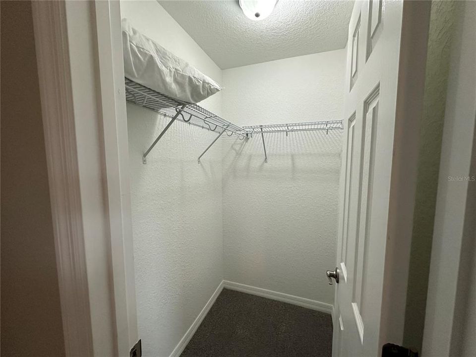 For Sale: $225,000 (3 beds, 2 baths, 1084 Square Feet)