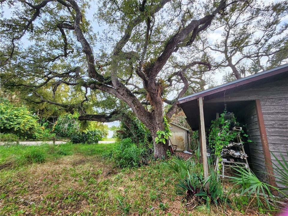 For Sale: $750,000 (4 beds, 4 baths, 3080 Square Feet)