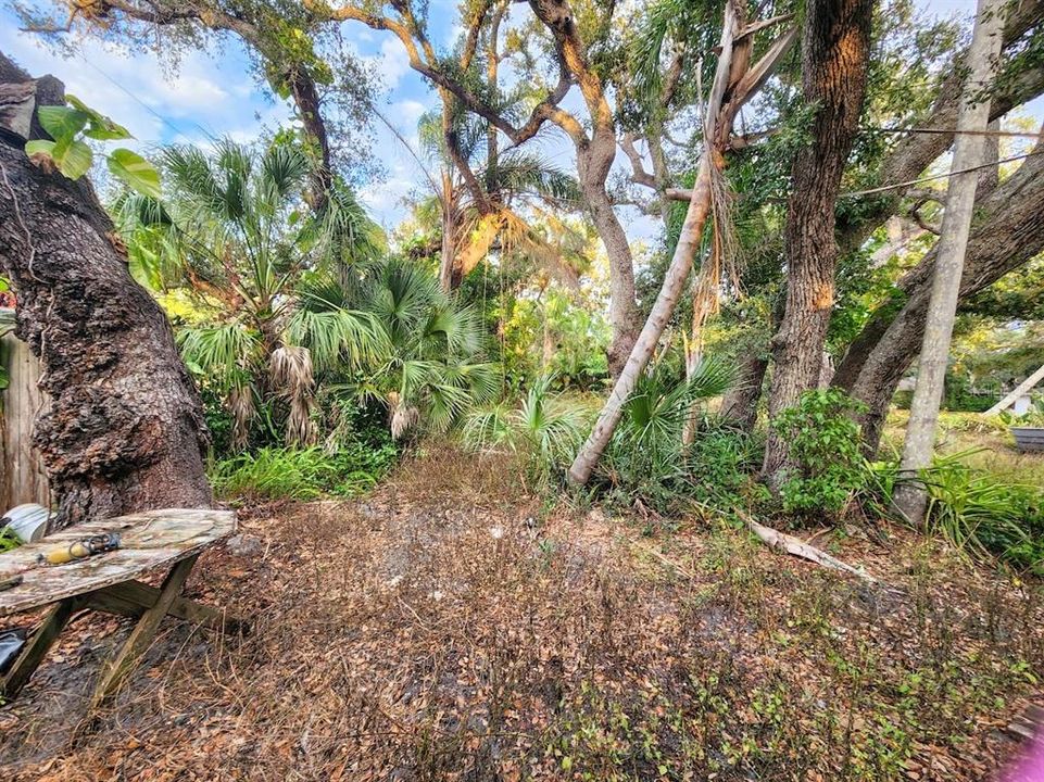 For Sale: $750,000 (4 beds, 4 baths, 3080 Square Feet)