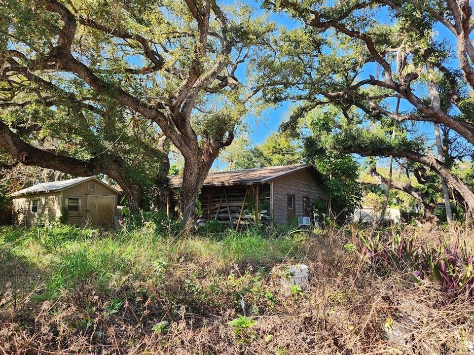 For Sale: $750,000 (4 beds, 4 baths, 3080 Square Feet)