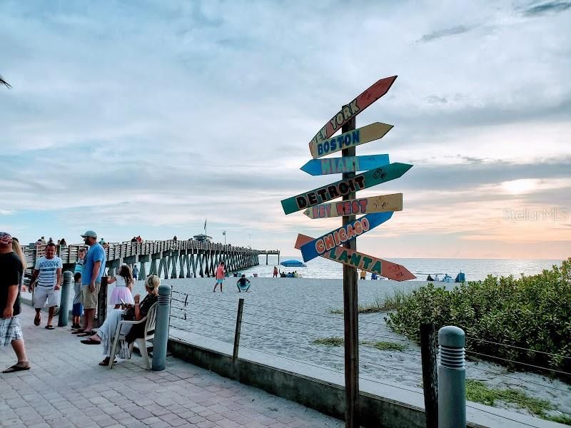 For Sale: $750,000 (4 beds, 4 baths, 3080 Square Feet)