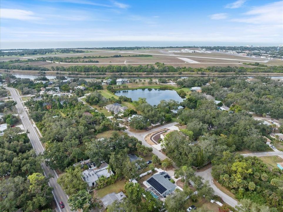 For Sale: $750,000 (4 beds, 4 baths, 3080 Square Feet)